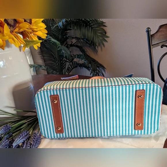 Dooney and Bourke Sena Shopper Tote in SEA FOAM - NWT - Picture 5 of 12